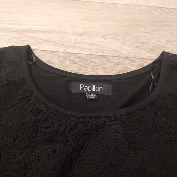 3/4 Sleeve Black Lace Tunic // size S - Picture 2 of 7